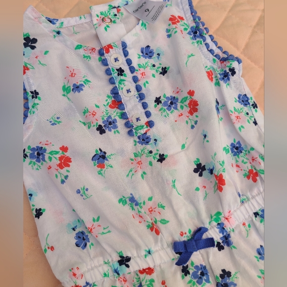 Baby girl bundle by Carter's, size 9 months - Picture 4 of 9